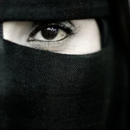 غرام نصر الله