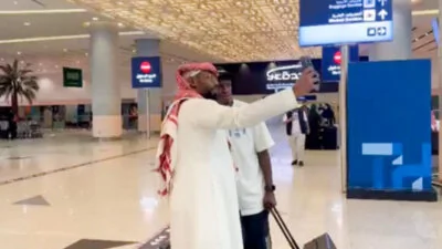 سعود-يتأخر-ساعة-ويرفض-الإدلاء-بأي-تصريحات