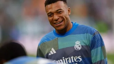 مبابي-يشعل-الجدل-في-الكلاسيكو-موجة-غضب-واسعة-في-مدريد