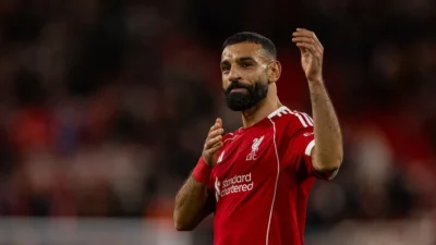 ليفربول-يخصص-غلافًا-استثنائيًا-لمجلته-الرسمية-لتوديع-محمد-صلاح-ملك