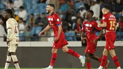 ضمك-يواجه-3-فرص-وبقاء-الرياض-رهن-النتائج