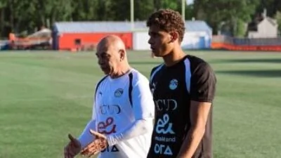 حسام-حسن-يوجه-تعليمات-خاصة-لحمزة-عبد-الكريم-داخل-منتخب