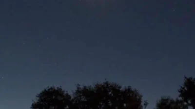 كوكب-الزهرة-يتألق-في-سماء-المساء-فلكياً-في-جدة