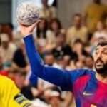 لماذا أقيمت مباراة برشلونة وقت صلاة الجمعة؟ اتحاد اليد يكشف الحقيقة بعد اعتراض سيف الدرع