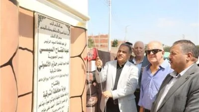 محافظ الشرقية يفتتح بوابة مدخل ديرب نجم من اتجاه الدقهلية بتكلفة 700 ألف جنيه