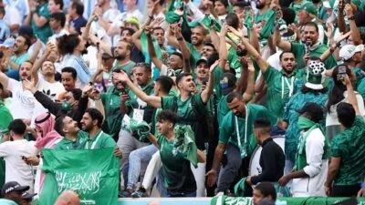تركي السهلي يهاجم الأمين العام للاتحاد الخليجي بعد تصريحه المثير للجدل عن أهل جدة.. غباء إعلامي وحديث لا قيمة له