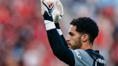 كابتن الفريق والمنتخب.. أمير هشام.. مصطفى شوبير حارس كبير.. لكن كنت أتمنى رفضه ارتداء قميص الشناوي